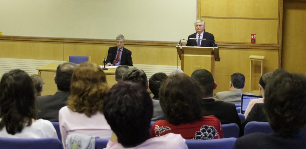 352. Minister Nalbandian's lecture at the Oxford