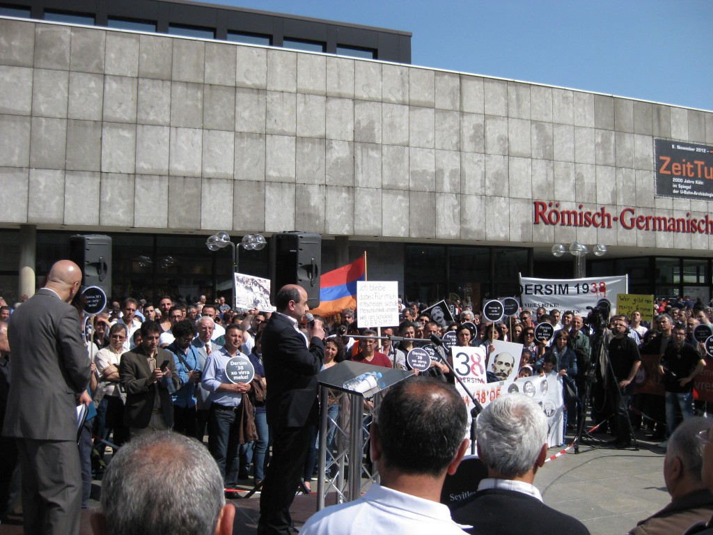 4.05.2013, Քյոլն_ԳԿԽ-ի խոսքը դերսիմցիների ցույցին