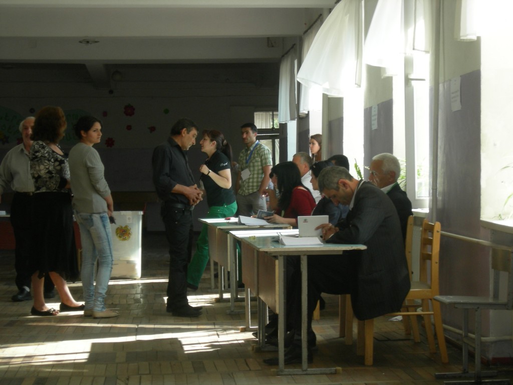 13/01  ընտրատեղամասում