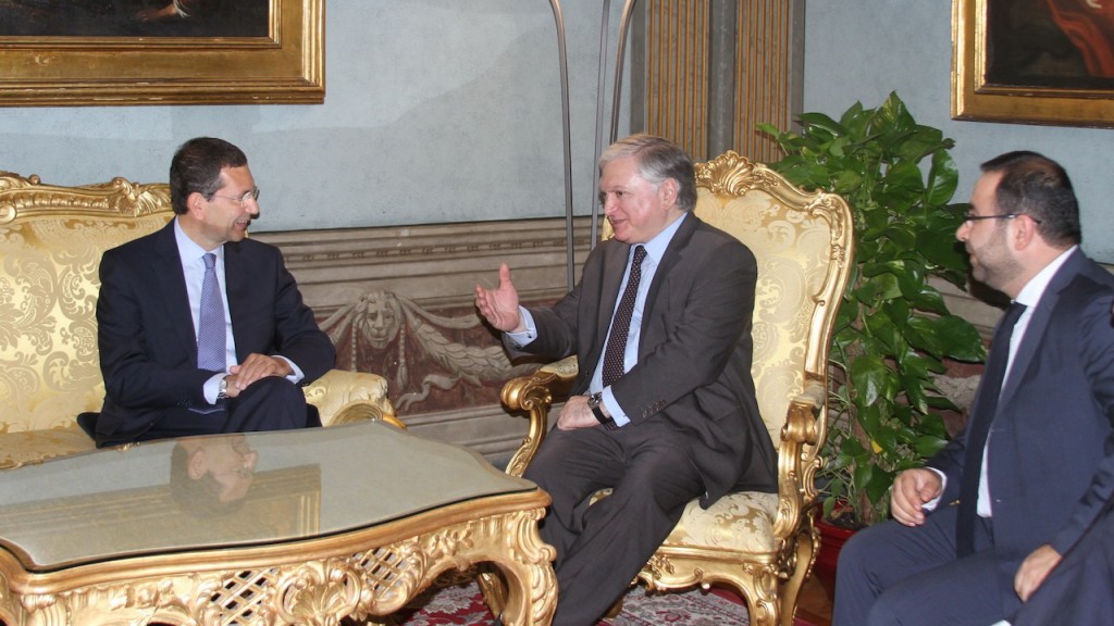 503. Minister Nalbandian meets Mayor of Rome 20.09.2013