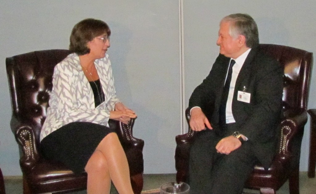 541. Minister Nalbandian meets Georgian FM 28.09.2013