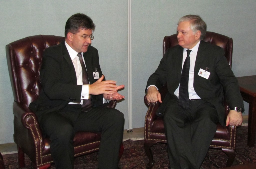 541. Minister Nalbandian meets Slovak FM 28.09.2013