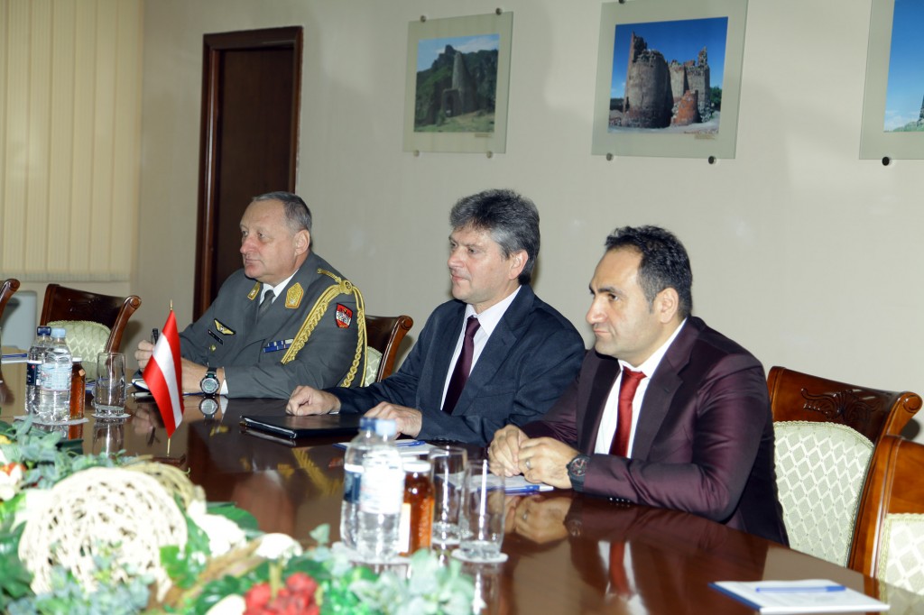 Սեյրան Օհանյանն ընդունեց ՀՀ-ում Ավստրիայի դեսպան Ալոիս Կրաուտին,