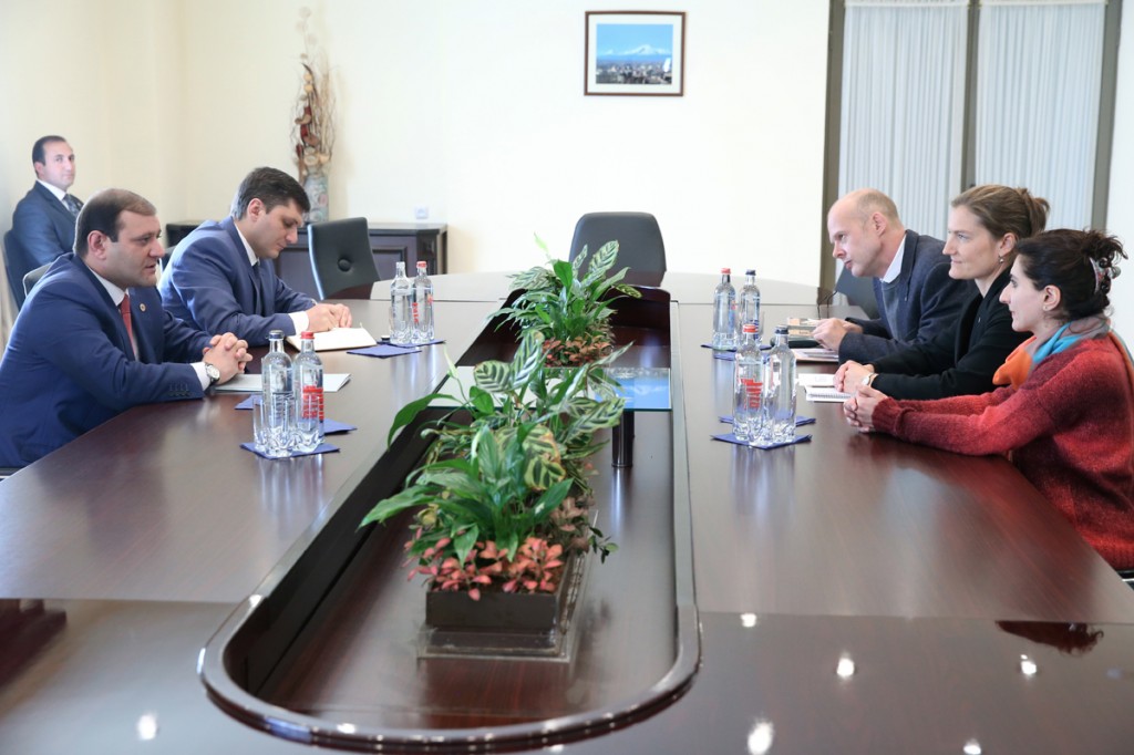 Երևանի քաղաքապետարան,Կարմիր խաչի միջազգային կոմիտե