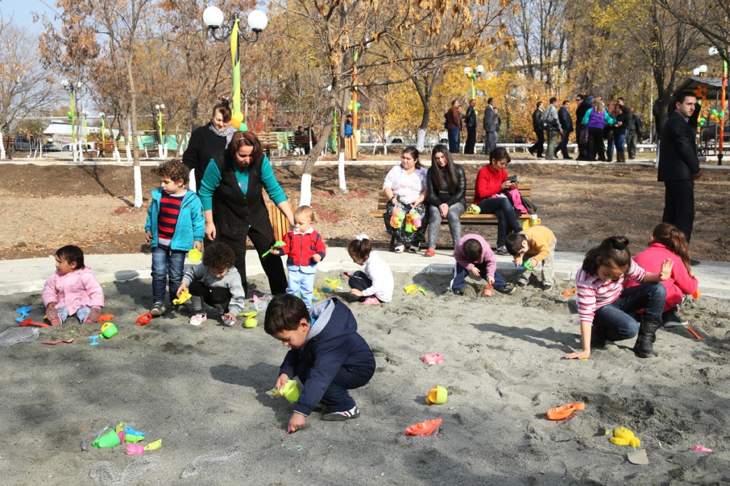 Տարոն Մարգարյան,Տիգրան Մեծի այգի,Երևանի քաղաքապետարան