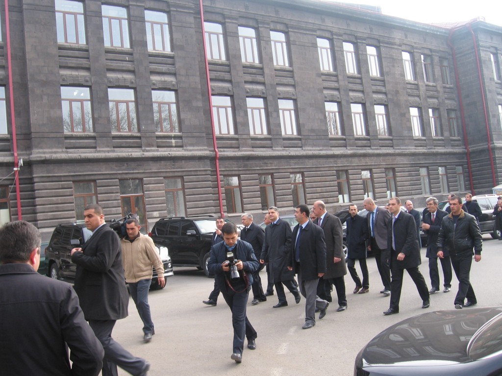 Վարչապետ, Գյումրի