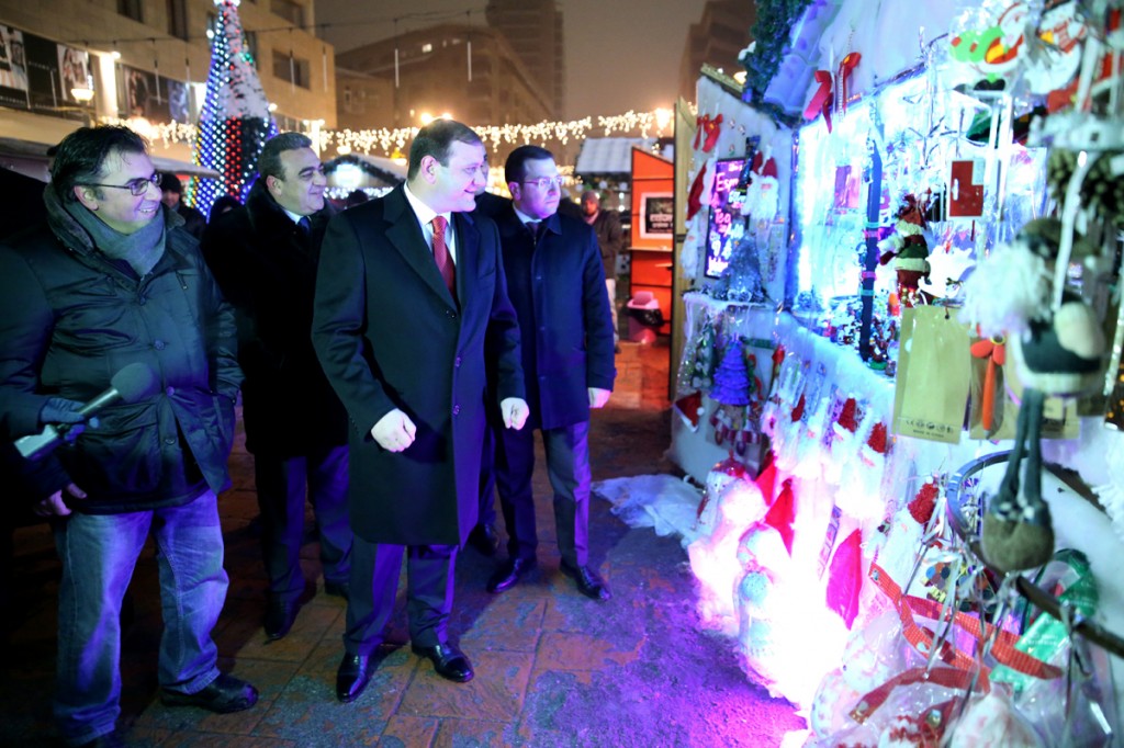 Ամանորյ, Սուրբ ծննուդ, տոնավաճառ, Հյուսիսային պողոտա