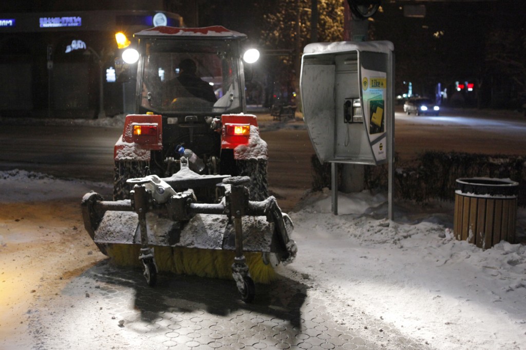 Ձյան մաքրման աշխատանքներ