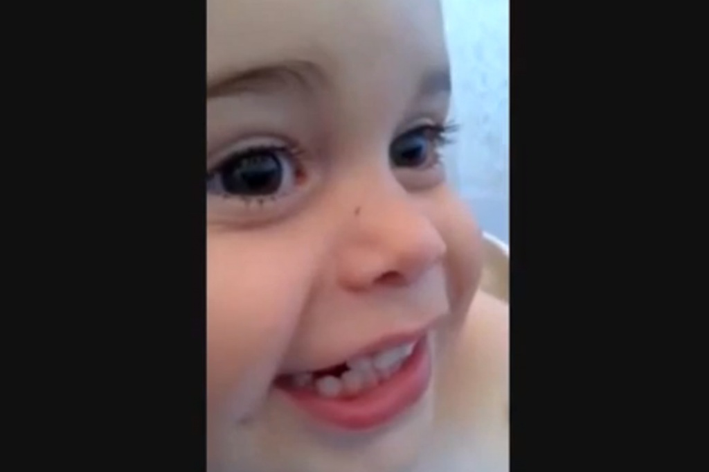 Newborn-baby-had-to-be-defrosted-before-he-could-be-cuddled-2872601