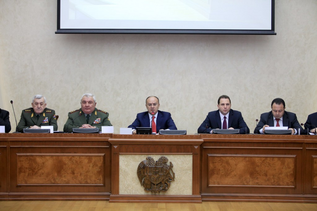 Կոլեգիայի նիստ ՀՀ պաշտպանության նախարարությունում   