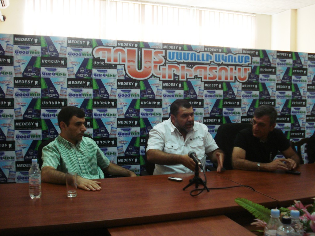 Արշակ Զաքարյան