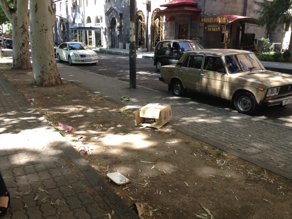 կեղտոտ փողոց