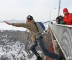 28-year old Nikolay Mikhaylovich (St. Petersburg) and Andrey Nosenko (Georgia) jumped with parashutes from the Nor Hachn bridge of 120m