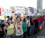 Activists continue the sit-in in front of the Municipality of Yerevan