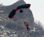 28-year old Nikolay Mikhaylovich (St. Petersburg) and Andrey Nosenko (Georgia) jumped with parashutes from the Nor Hachn bridge of 120m