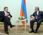 RA President Serzh Sargsyan receives the Minister of Foreign Affairs of Ukraine Konstantin Grishchenko