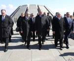 President of Georgia Giorgi Margvelashvili pays a visit to the memorial complex of Armenian Genocide Tsitsernakaberd